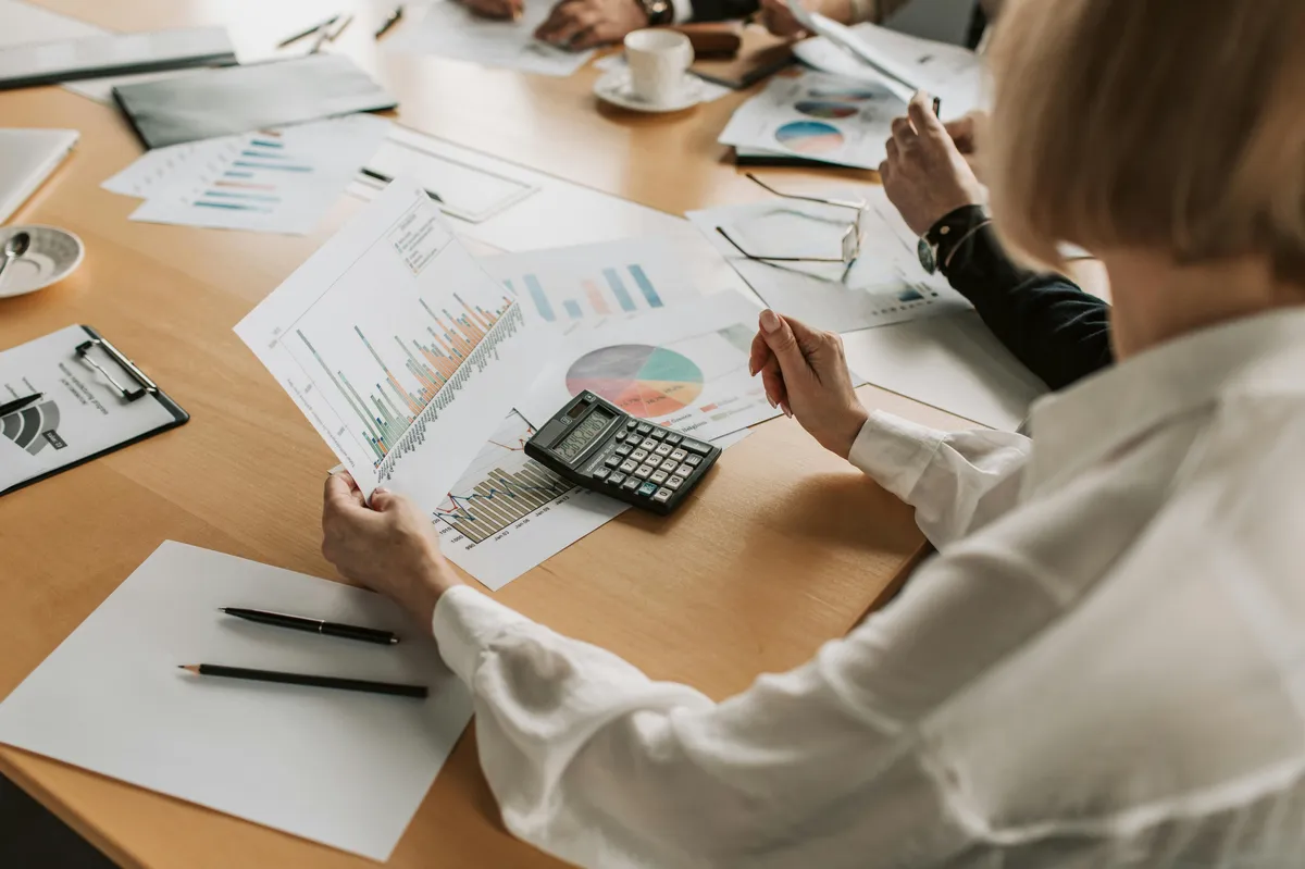 Abacus IA : Avis 2025 & Guide Complet - ROI Financial Growth Business Efficiency Data Security