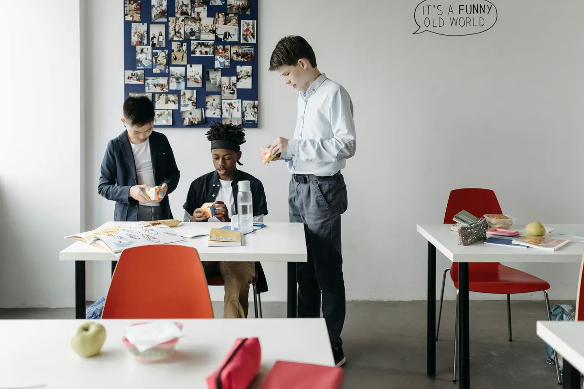 NEO Yvelines : Guide Complet Accès & Fonctions ENT Collèges - EdTech Students Collaboration Network