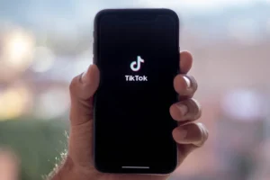 Remakeit.io : TikToks Viraux & Monétisables en 2 Clics ! - TikTok Viral Monetization Easy